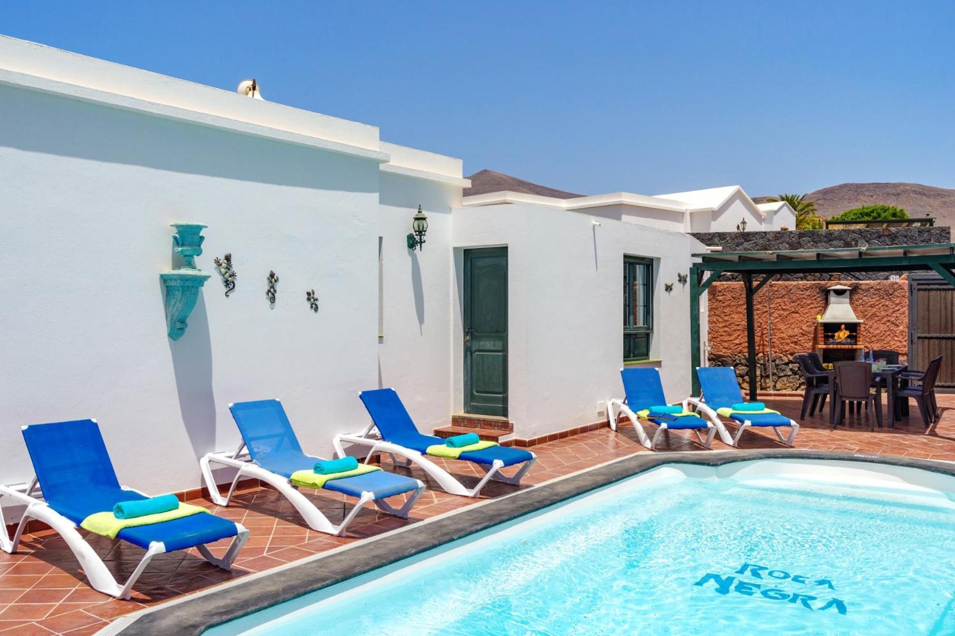 Villa Roca Negra By Villa Plus Playa Blanca  Exterior photo